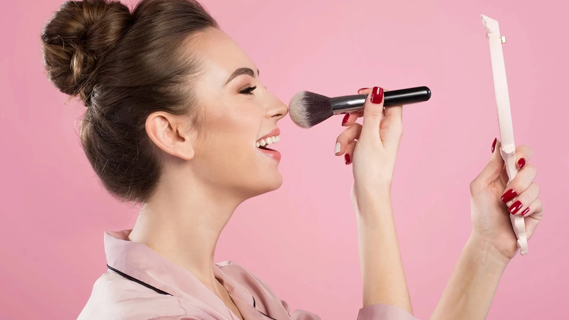 آرایشی و بهداشتی درمالیدی