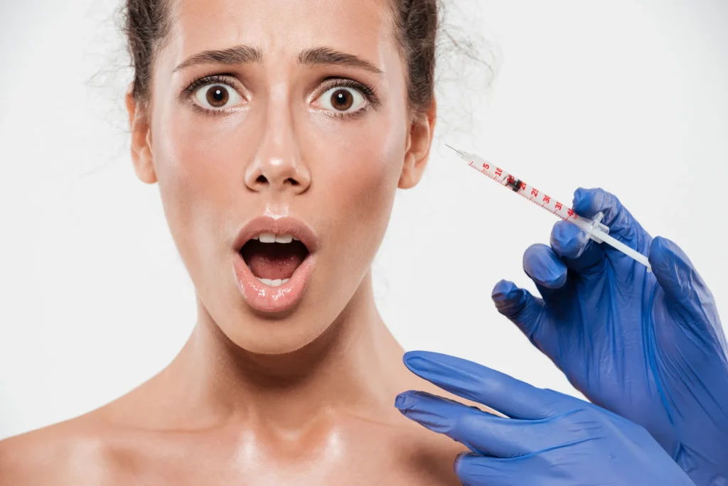 درمالیدی - جایگزین بوتاکس: چگونه بدون تزریق جوانتر به نظر برسیم جایگزین بوتاکس: چگونه بدون تزریق جوانتر به نظر برسیم