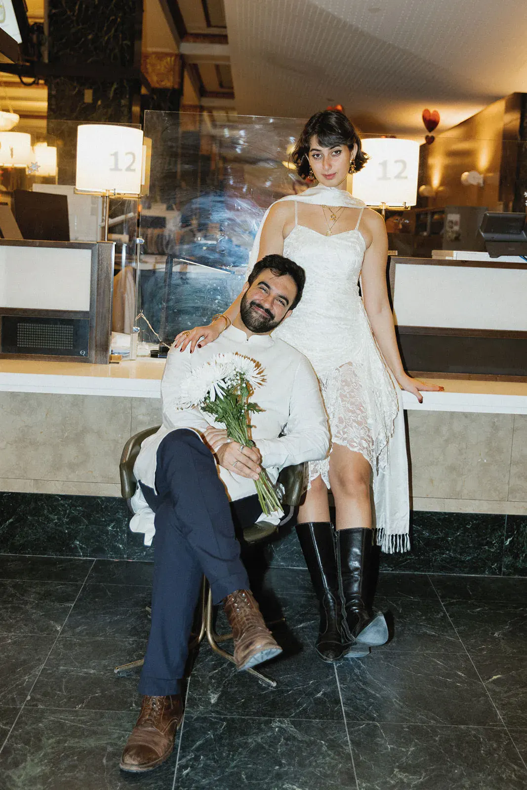 تصاویر محرمانه از ازدواج یواشکی شهردار مسلمان نیویورک در مترو! / عشق اپلیکیشنی زهران ممدانی و راما دوجی که نیویورک را منفجر کرد!