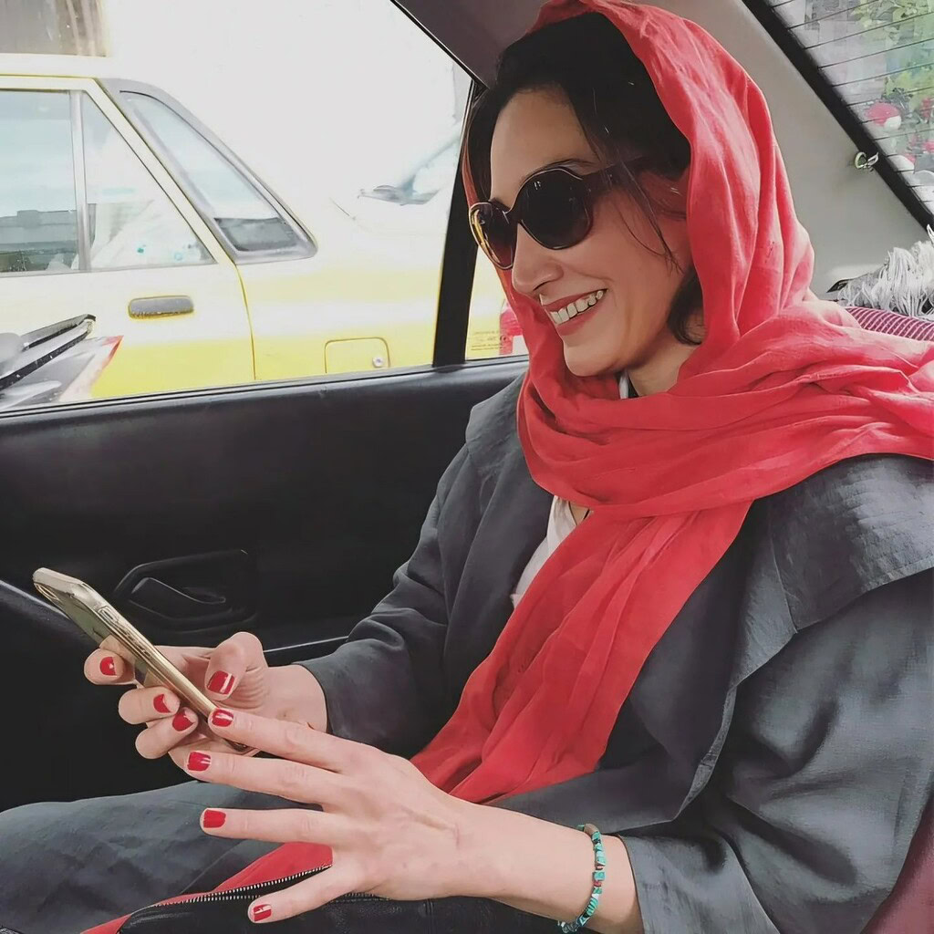 درمالیدی - جدیدترین عکس هدیه تهرانی: بازگشت ملکه یا پروژه ساختگی هوش مصنوعی؟ / این زن واقعاً خود اوست؟ جدیدترین عکس هدیه تهرانی: بازگشت ملکه یا پروژه ساختگی هوش مصنوعی؟ / این زن واقعاً خود اوست؟