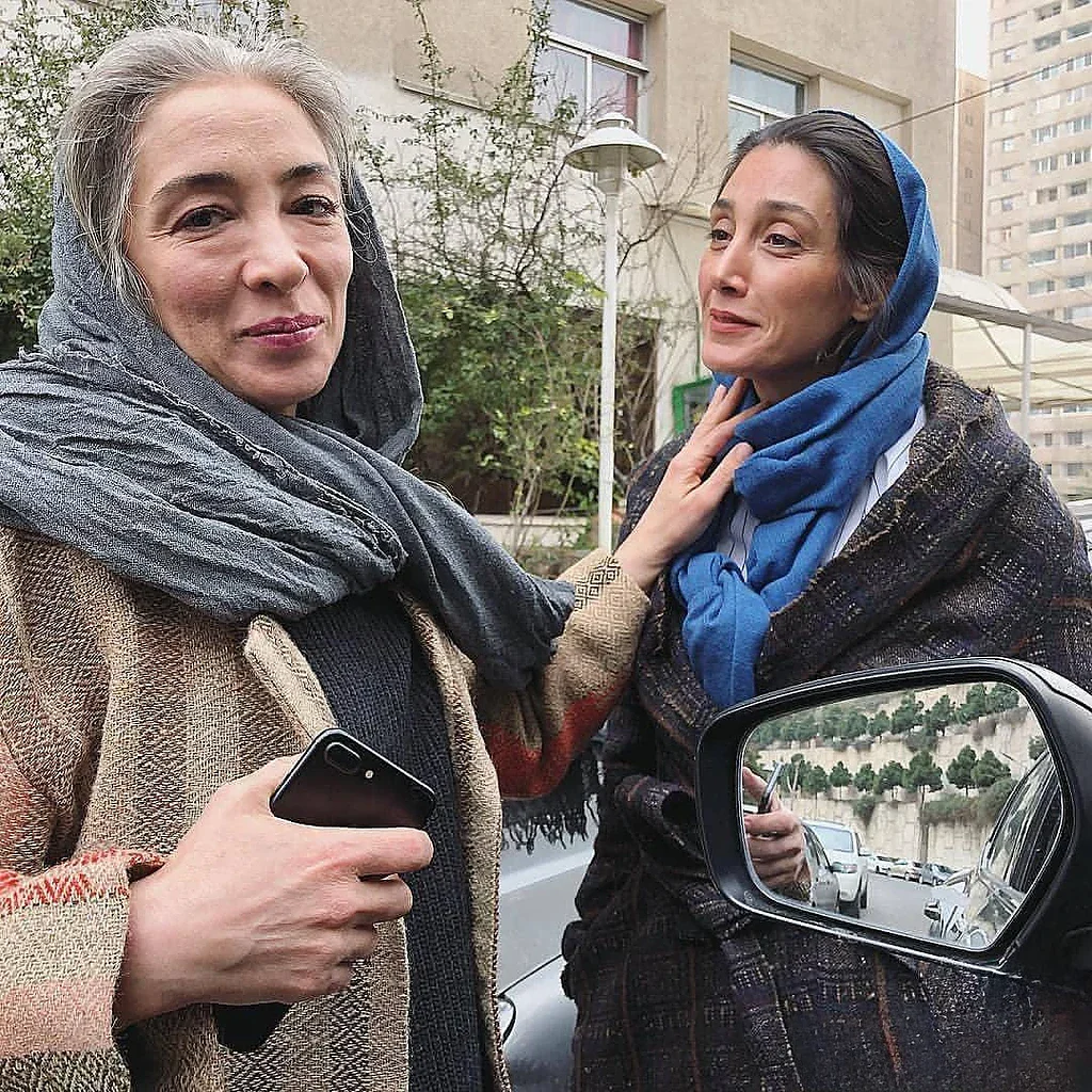 درمالیدی - جدیدترین عکس هدیه تهرانی: بازگشت ملکه یا پروژه ساختگی هوش مصنوعی؟ / این زن واقعاً خود اوست؟ جدیدترین عکس هدیه تهرانی: بازگشت ملکه یا پروژه ساختگی هوش مصنوعی؟ / این زن واقعاً خود اوست؟