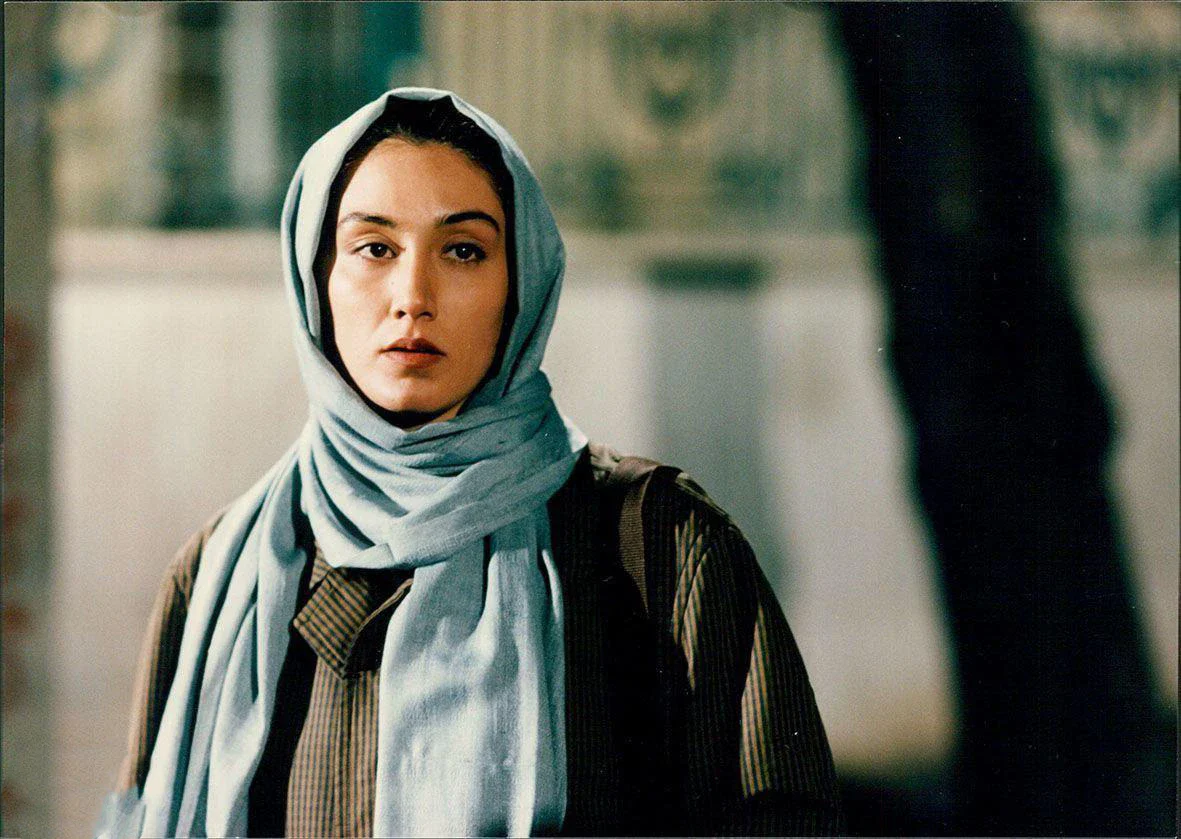 درمالیدی - جدیدترین عکس هدیه تهرانی: بازگشت ملکه یا پروژه ساختگی هوش مصنوعی؟ / این زن واقعاً خود اوست؟ جدیدترین عکس هدیه تهرانی: بازگشت ملکه یا پروژه ساختگی هوش مصنوعی؟ / این زن واقعاً خود اوست؟