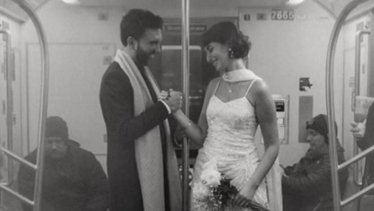 تصاویر محرمانه از ازدواج یواشکی شهردار مسلمان نیویورک در مترو! / عشق اپلیکیشنی زهران ممدانی و راما دوجی که نیویورک را منفجر کرد!