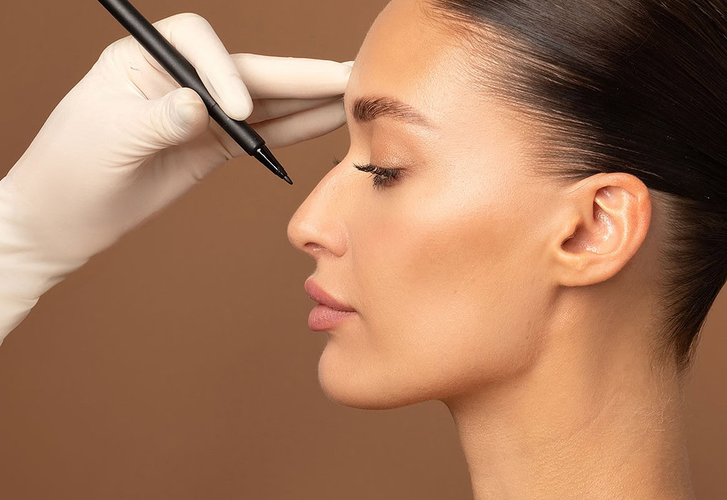 قوز بینی شد نماد جذابیت 2026! پایان امپراتوری بینی‌های سربالا و آغاز عصر چهره‌های نچرال