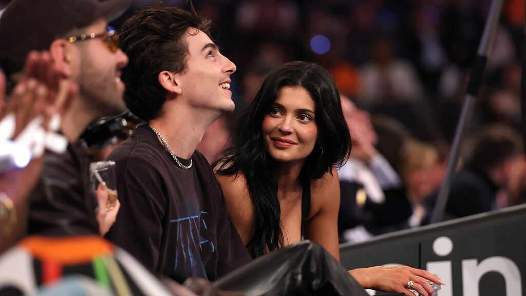 رونمایی از اندام تراش‌خورده کایلی جنر در عمارت ۳۶ میلیون دلاری در پاسخ به بی‌تفاوتی تیموتی شالامی!