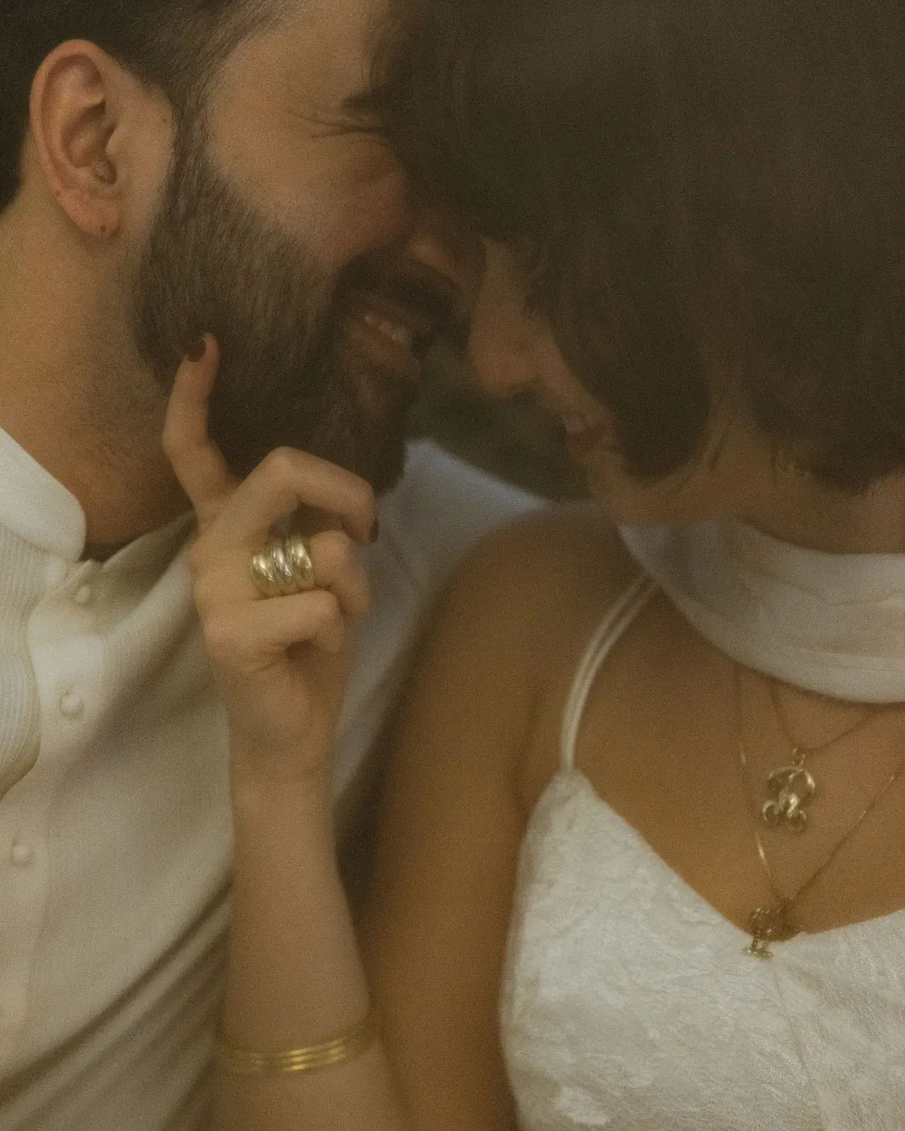 تصاویر محرمانه از ازدواج یواشکی شهردار مسلمان نیویورک در مترو! / عشق اپلیکیشنی زهران ممدانی و راما دوجی که نیویورک را منفجر کرد!