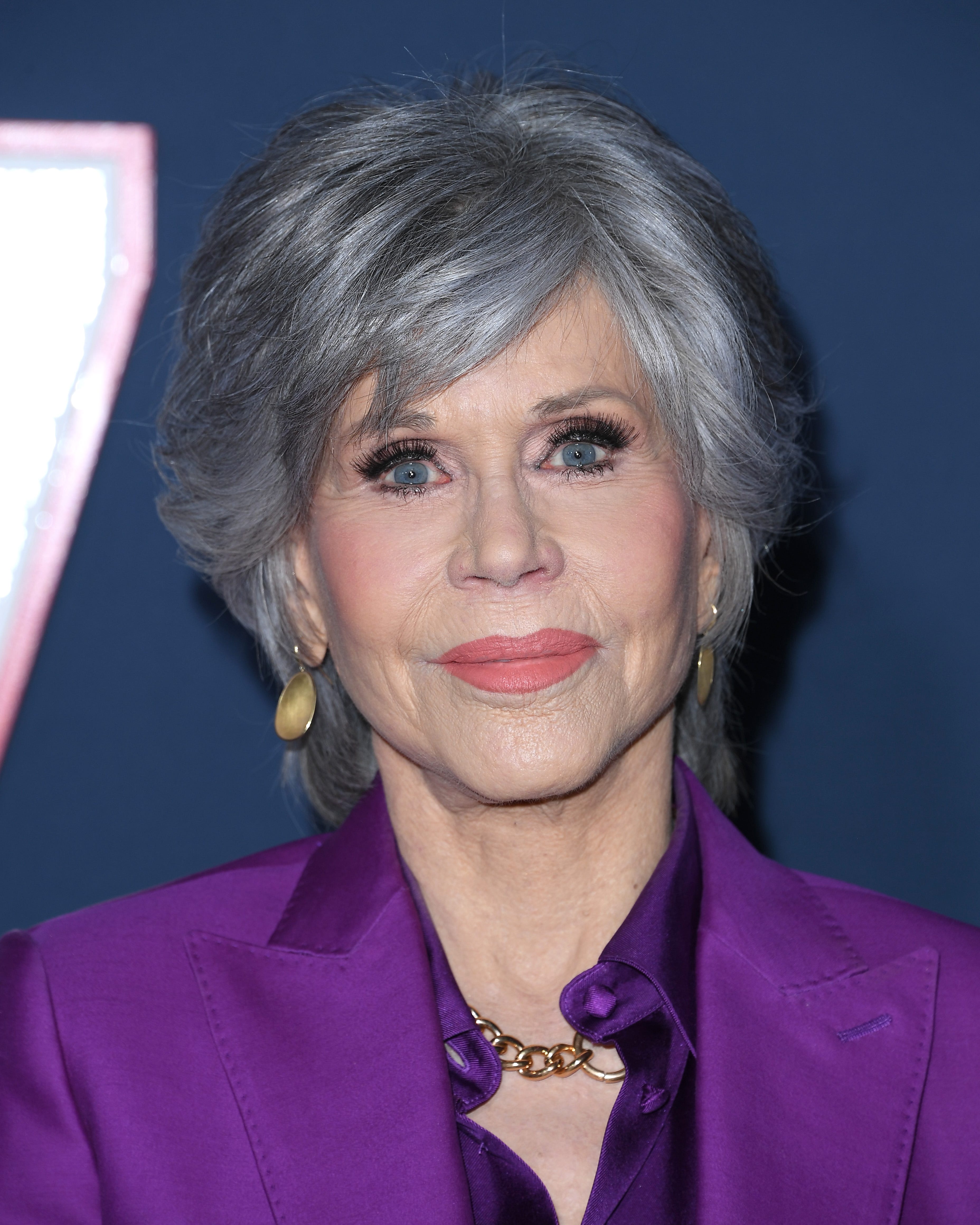 جین فوندا / راز جذابیت مدل موی بیکسی؛ راهنمای کامل ترند موی 2025 که همه را دیوانه کرده است