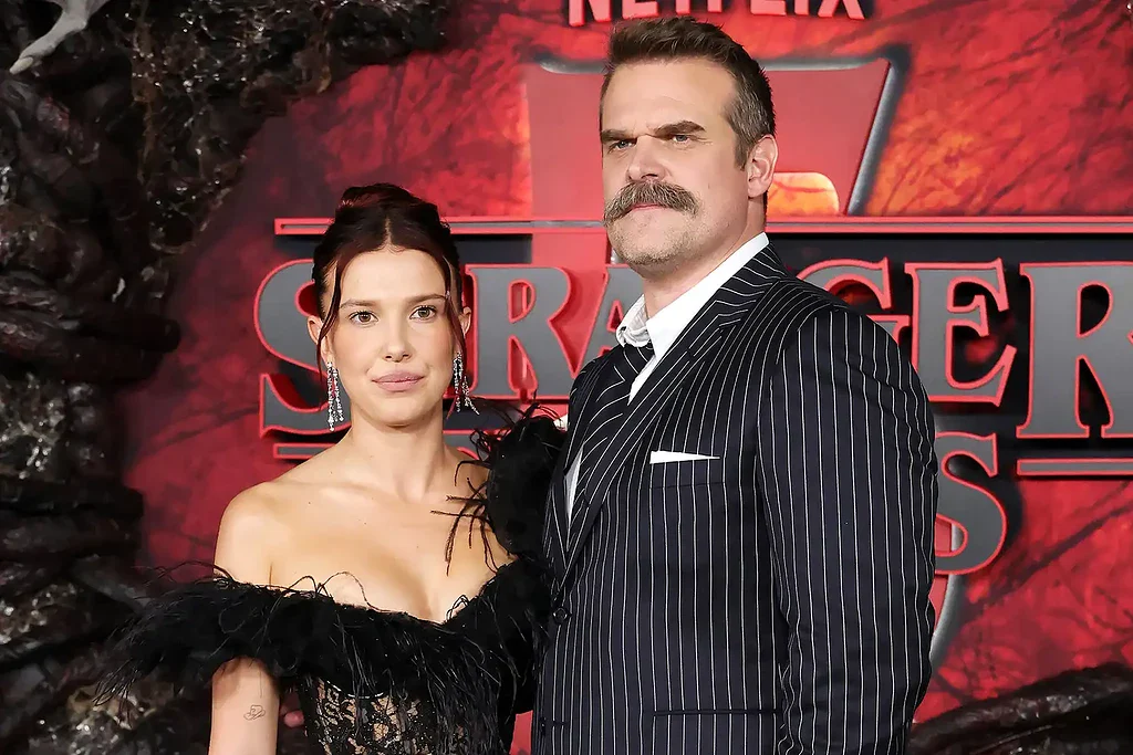 شکایت میلی بابی براون از دیوید هاربر به دلیل آزار و قلدری و رابطه‌ای دوگانه میان دو ستاره