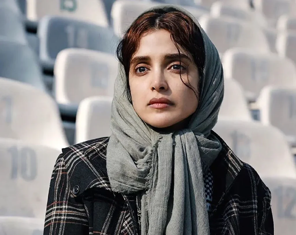 درمالیدی - طوفان شایعات ناموسی؛ علی شادمان و الهه حصاری در مرکز یک ماجرای پرحاشیه سینمایی! طوفان شایعات ناموسی؛ علی شادمان و الهه حصاری در مرکز یک ماجرای پرحاشیه سینمایی!