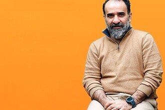 سقوط تکان‌دهنده رضا امیرخانی؛ آخرین خبر از وضعیت کما؛ پشت‌پرده حادثه، بیوگرافی کامل و همه چیز درباره نویسنده محبوب نسل‌ها