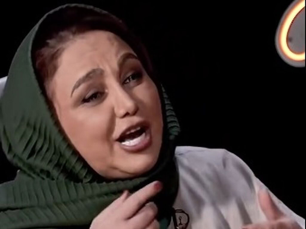 درمالیدی - بغض بهنوش بختیاری در برنامه زنده شکست: «من فقط یک مرده در حال مرگ هستم!» بغض بهنوش بختیاری در برنامه زنده شکست: «من فقط یک مرده در حال مرگ هستم!»