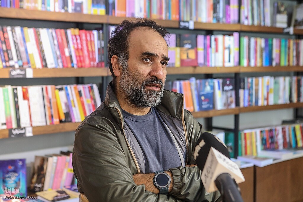 سقوط تکان‌دهنده رضا امیرخانی؛ آخرین خبر از وضعیت کما؛ پشت‌پرده حادثه، بیوگرافی کامل و همه چیز درباره نویسنده محبوب نسل‌ها