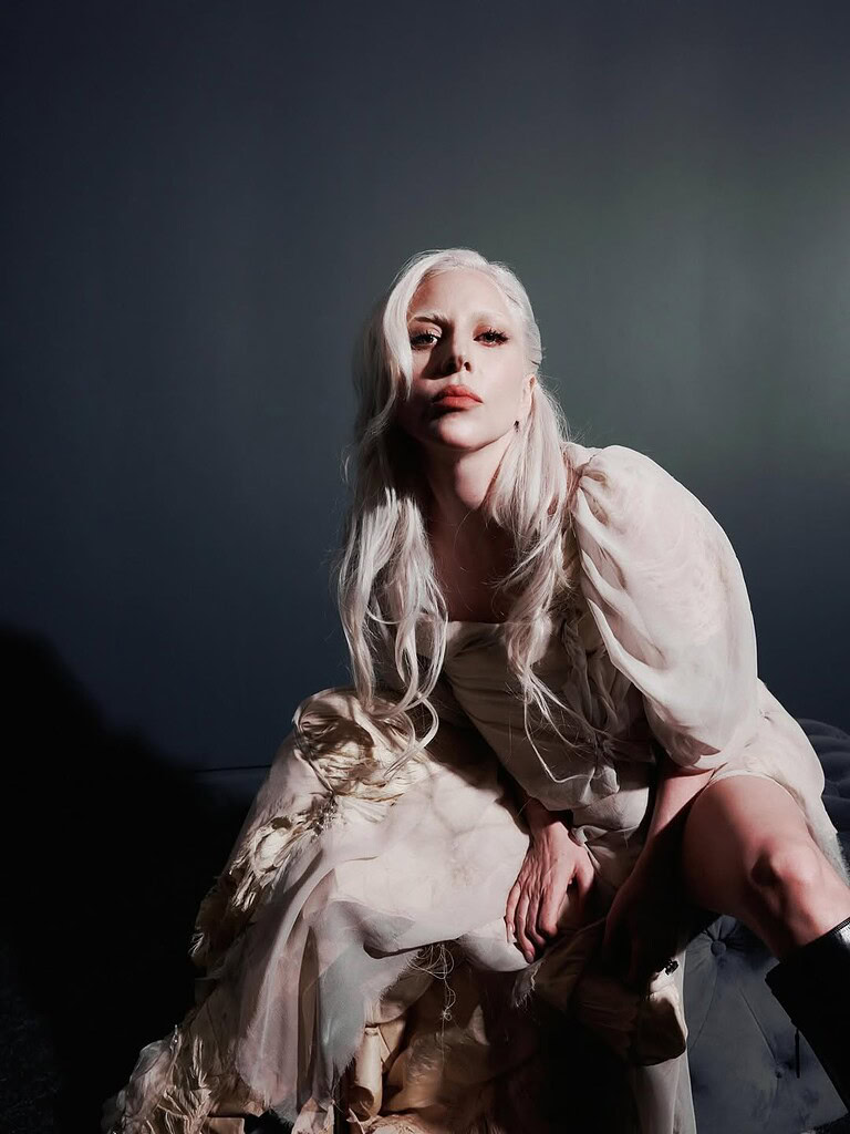 استایل 600 میلیونی لیدی گاگا همه را شوکه کرد