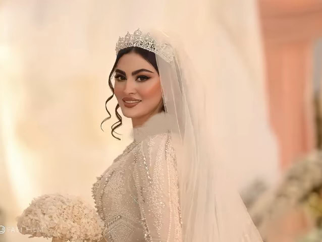 درمالیدی - ازدواج ناگهانی و جنجالی در سینما؛ ازدواج مریم مومن و سهیل قاصدی؛ از نقشهای عاشقانه تا عشق واقعی ازدواج ناگهانی و جنجالی در سینما؛ ازدواج مریم مومن و سهیل قاصدی؛ از نقشهای عاشقانه تا عشق واقعی