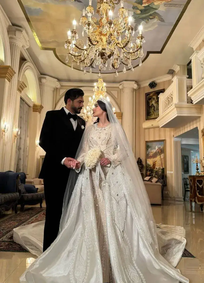 درمالیدی - ازدواج ناگهانی و جنجالی در سینما؛ ازدواج مریم مومن و سهیل قاصدی؛ از نقشهای عاشقانه تا عشق واقعی ازدواج ناگهانی و جنجالی در سینما؛ ازدواج مریم مومن و سهیل قاصدی؛ از نقشهای عاشقانه تا عشق واقعی