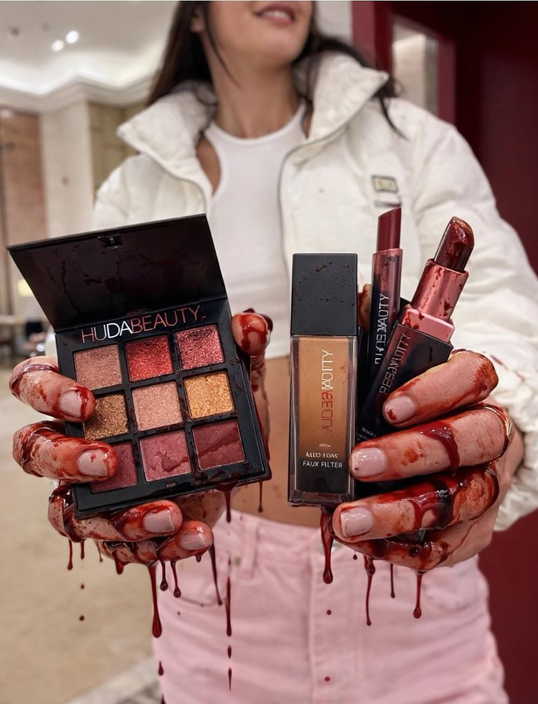 درمالیدی - هدی بیوتی چگونه به یکی از بحثبرانگیزترین نامهای روز تبدیل شد؟ هدی بیوتی چگونه به یکی از بحثبرانگیزترین نامهای روز تبدیل شد؟