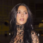 کیم کارداشیان با لباس توری شفاف در پاریس غوغا به پا کرد؛ رابطه مخفیانه با لوئیس همیلتون لو رفت؟ سه قرار عاشقانه در سه روز لاکچری!