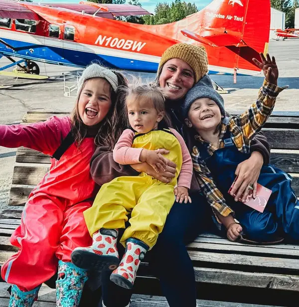 پای مادر زندایا هم به جنجال برهنگی سیدنی سوئینی باز شد!