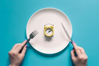 همه چیز درباره رژیم تقلید روزه: از کاهش وزن تا جوانی پوست