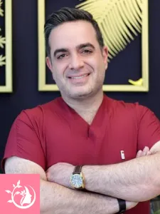 درمالیدی - راهنمای جامع انتخاب بهترین دکتر تزریق فیلر خط خنده در تهران + معرفی 14 دکتر برتر دکتر عاطفه فرامرزی