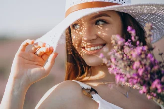 معرفی 10 کرم ضدآفتاب برای روزهای بهاری