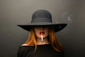 تاثیر نیکوتین بر میل جنسی: واقعیت‌هایی که هر زنی باید بداند
