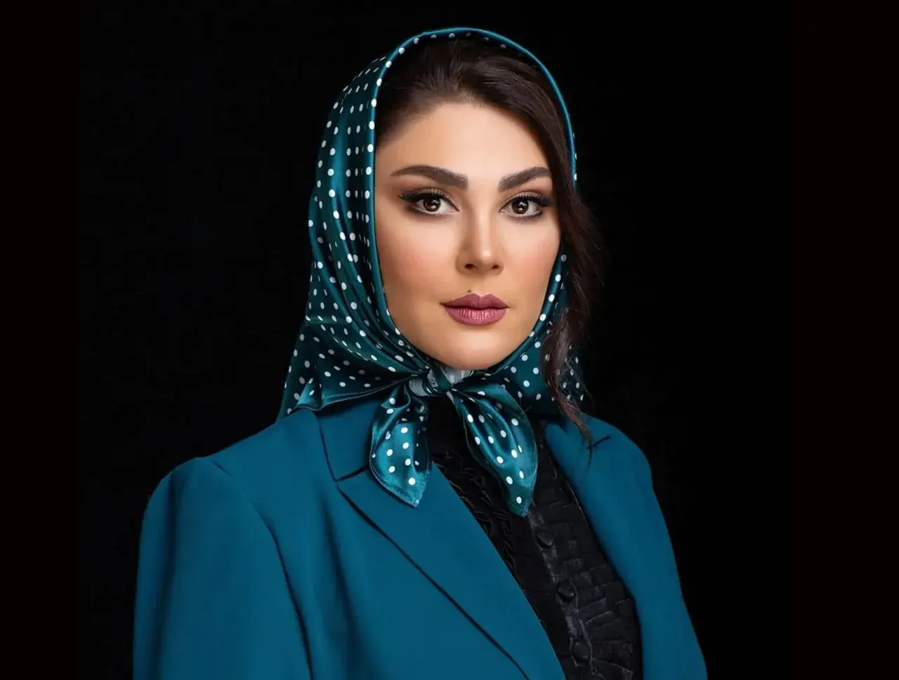 درمالیدی - چهره تازه لاله اسکندری ترکاند! تغییر بزرگ بازیگر محبوب ایرانی بعد از عمل زیبایی چهره تازه لاله اسکندری ترکاند! تغییر بزرگ بازیگر محبوب ایرانی بعد از عمل زیبایی